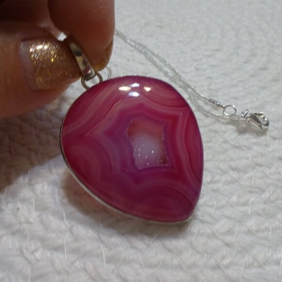 Beautiful PINK BOTSWANA DRUZY Handmade Sterling 925 Pendant/Chain #948C - Picture 3 of 3